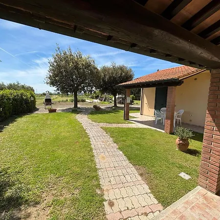 בית חווה Podere Leone *